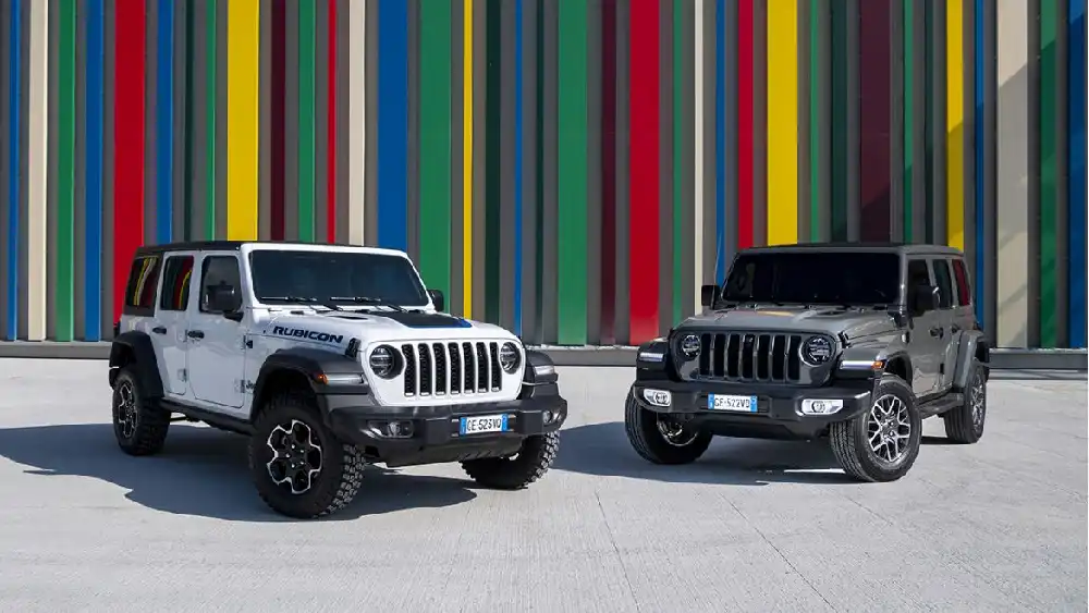 Jeep Wrangler dan Grand Cherokee Bakal Disetrum? 1 Jeep Wrangler dan Grand Cherokee Bakal Disetrum?