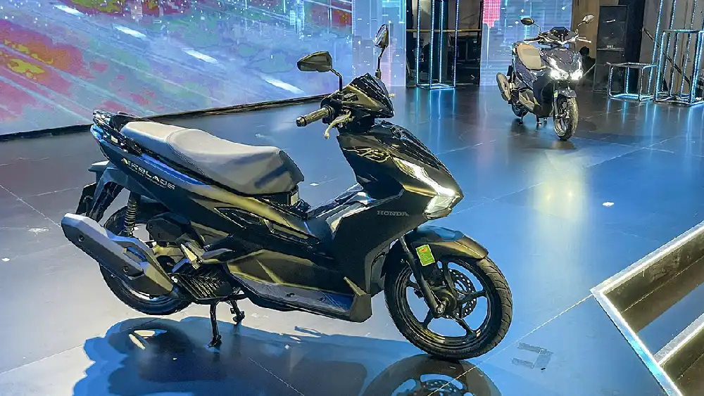 Honda Vario dan Airblade yang Kini Memakai Mesin 160 cc 1 Honda Airblade 160 24h com vn