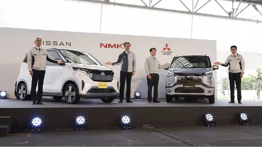 Nissan Nggak Kebagian Subsidi Mobil Listrik, Jadi Bagaimana? 1 Mitsubishi eK X EV Nissan Sakura InsideEVs