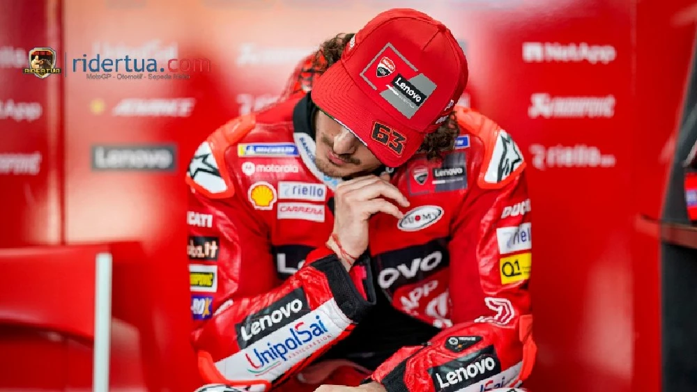 Kenapa Pecco Bagnaia Bisa Jatuh? 1 Francesco Bagnaia 3