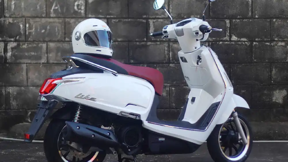 Kymco Like 150i New Vintage, Skutik Bergaya Retro Modern! 1 Kymco Like 150i New Vintage sepeda motor info
