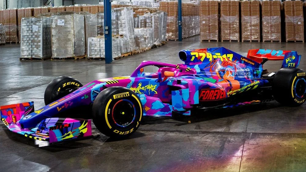 Mercedes F1 Lewis Hamilton Mad Dog Jones