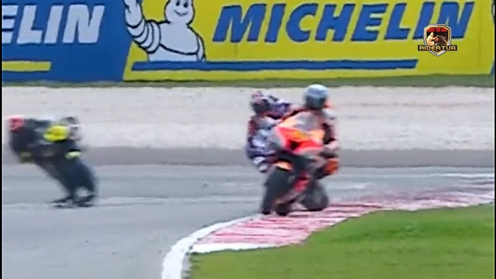 Pol Espargaro Kesal: Saya Seperti Ngomong Sama Tembok 1 Pol Espargaro 1