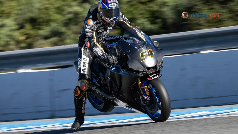 Mantap! Yamaha Punya Swingarm Baru, Apakah Itu Cukup untuk Melawan Ducati? 1 Toprak Razgatlioglu