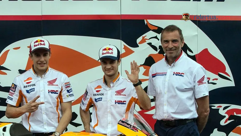 Livio Suppo : Ducati akan Berusaha Keras Mempertahankan Pecco Bagnaia Terlebih Dulu 1 Marc Marquez-Dani Pedrosa-Livio Suppo