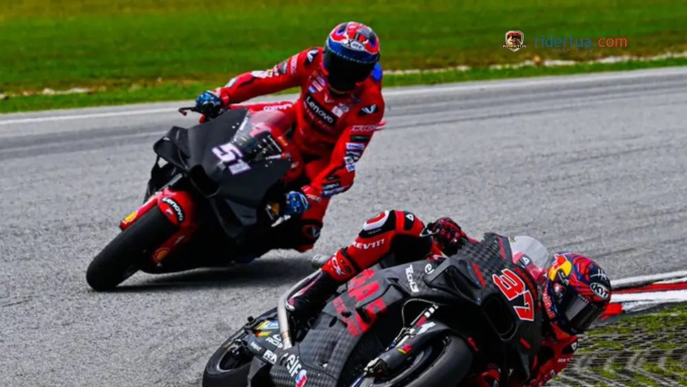 Michele Pirro Menguji Aerodinamika Baru Ducati 1 Michele Pirro - Augusto Fernandez - Shakedown Sepang