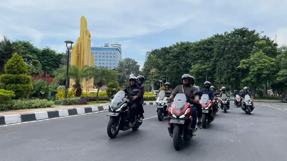 MPM Honda Jatim Adakan ADV160 Weekend Ride di Surabaya 1 Honda ADV160 Weekend Ride Surabaya MPM Honda Jatim1