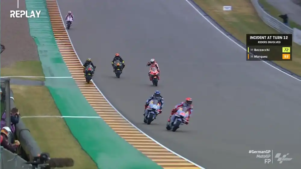 Marc Marquez Senggolan dengan Bezzecchi di Latihan Ketiga 1 Marc Marquez