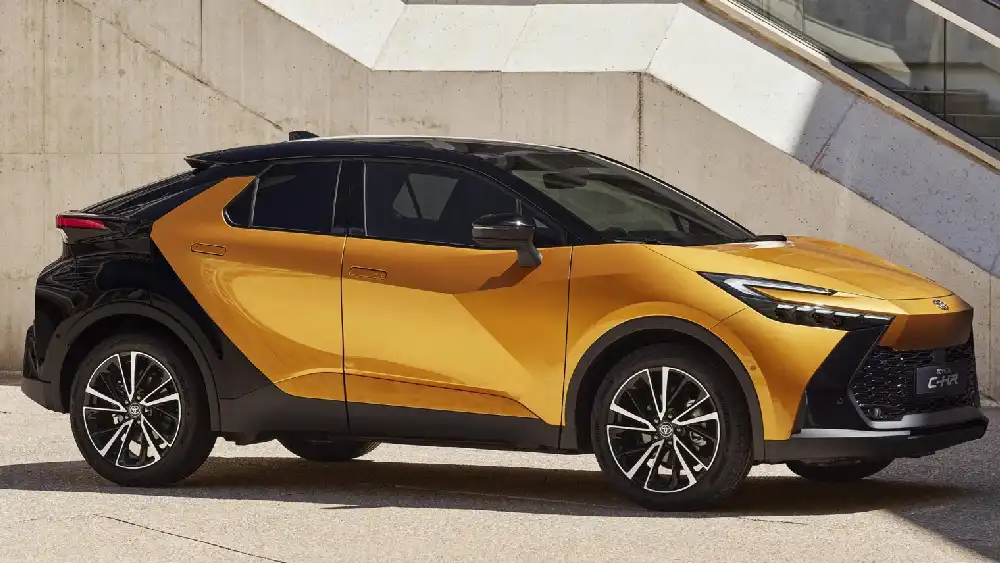 Mobil SUV Saat Ini yang Semakin Modern dan Canggih 1 Toyota C HR 2024 CAR Magazine
