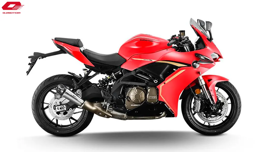 QJ Motor SRK600RR Samping QJ Motor SRK600RR, Motor Sport China yang Hadir dengan Mesin 4 Silinder
