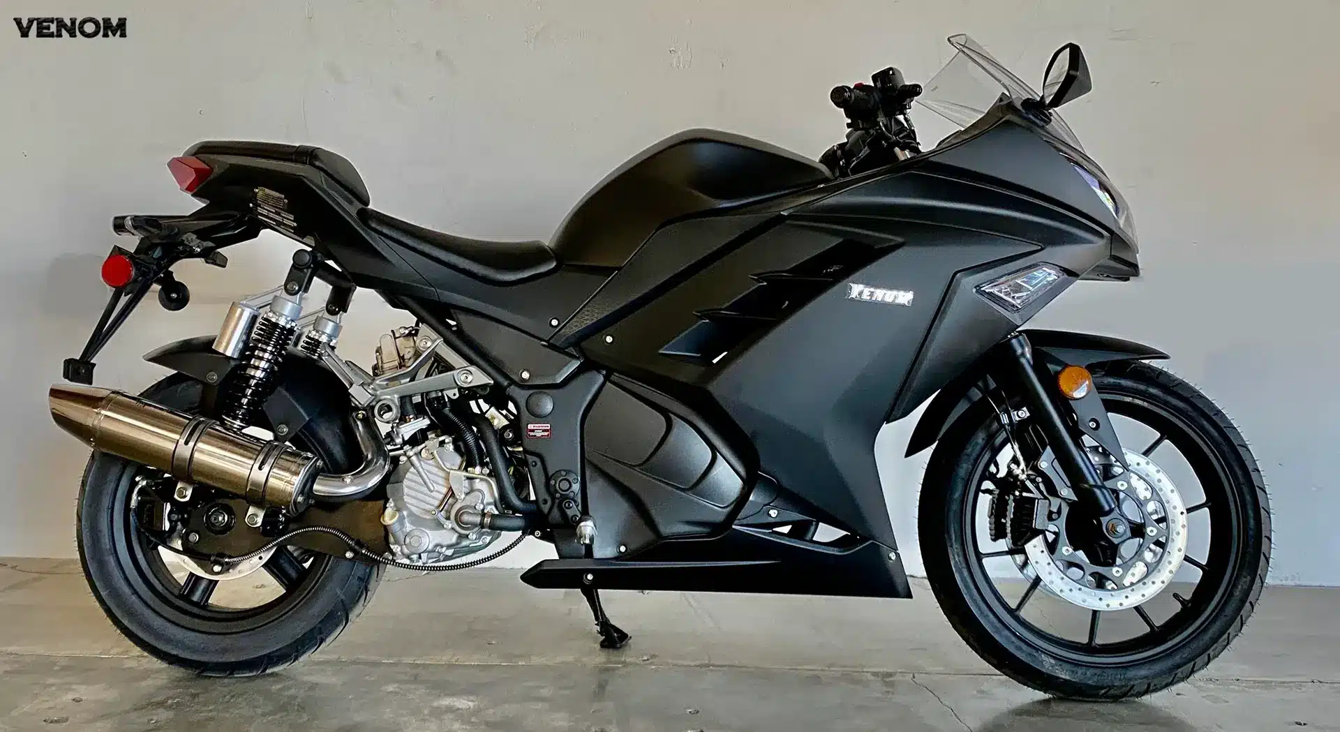 Venom X22 GT Samping Kanan Venom X22 GT Baru, Motor Sport 220cc Bertransmisi Matic?