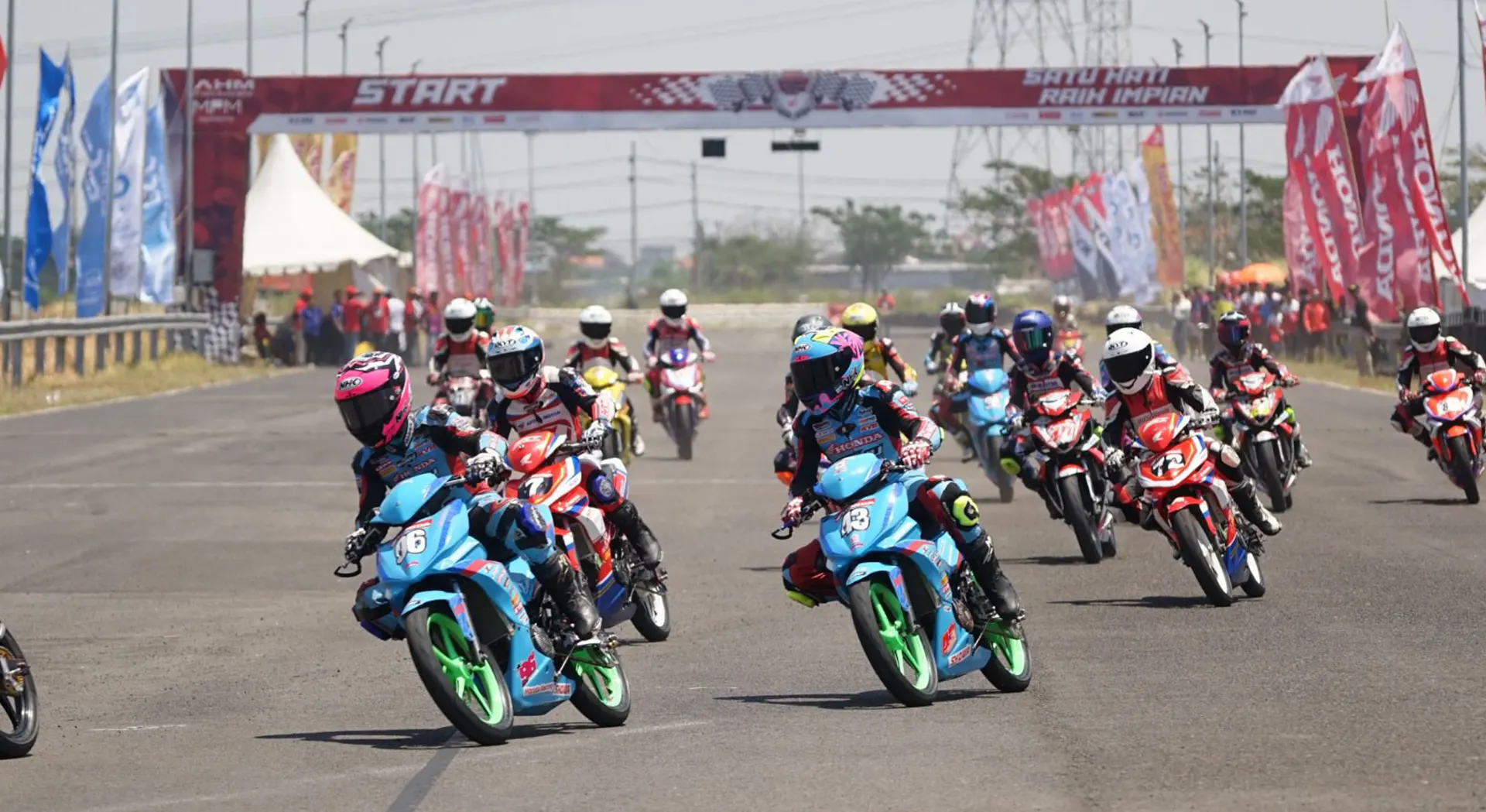 HDC 2023 Seri Surabaya Diikuti 134 Starter pada Sirkuit Gelora Bung Tomo Surabaya 1 HDC 2023 Seri Surabaya Diikuti 134 Starter pada Sirkuit Gelora Bung Tomo Surabaya
