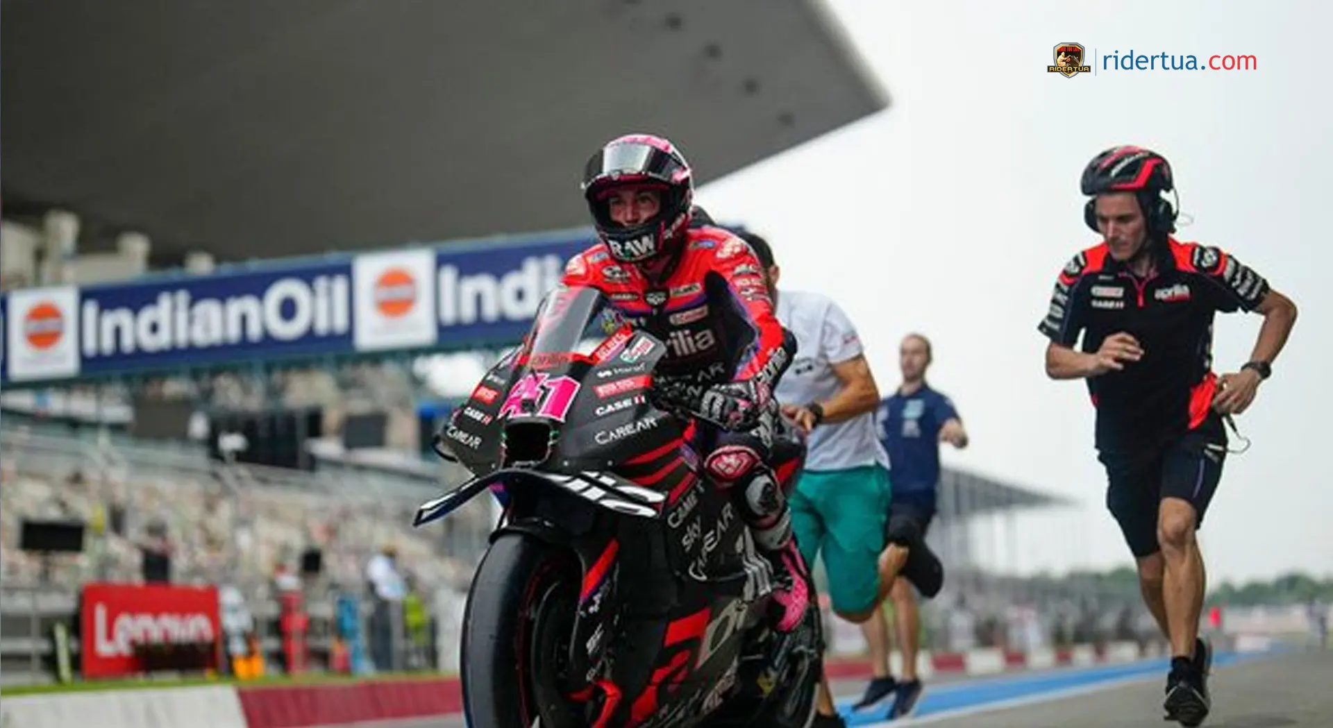 Aleix Espargaro : Saya Tidak Tahu Kenapa Motornya Berhenti 1 Aleix Espargaro - Stop