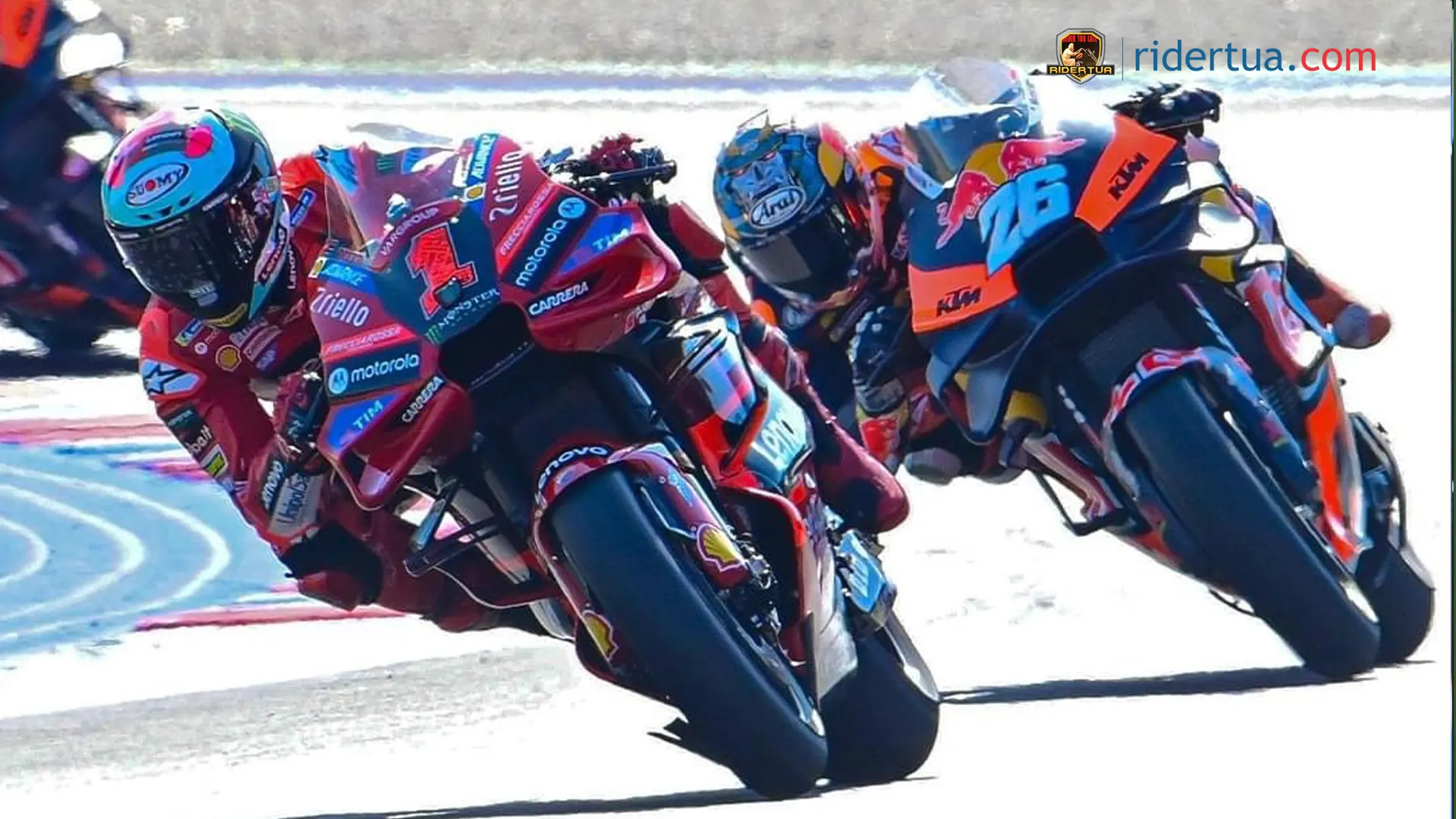 Dani Pedrosa Terlalu Baik Pada Pecco Bagnaia, Meskipun Dani Lebih Cepat? 1 Dani Pedrosa - Pecco Bagnaia