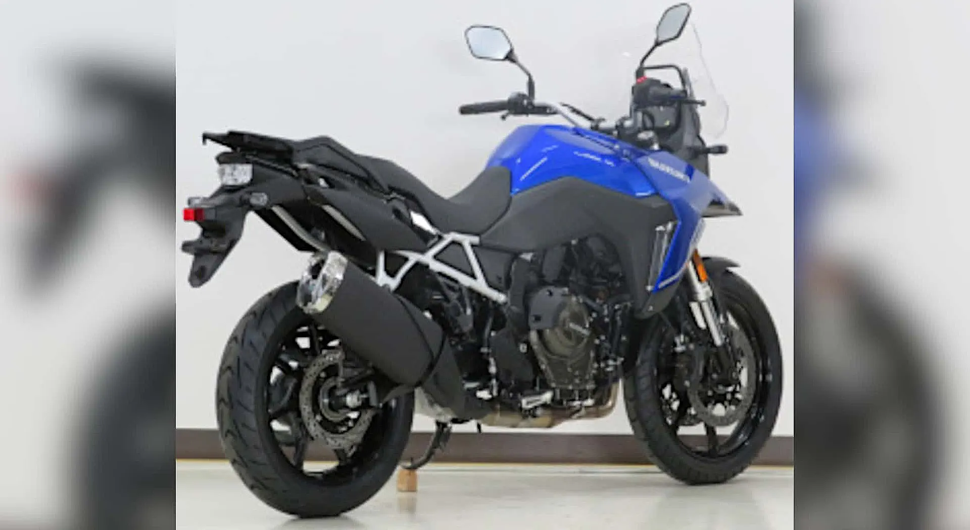 Suzuki V-Strom 800 Versi Jalan Raya Akan Segera Hadir 1 Suzuki V Strom 800 Belakang