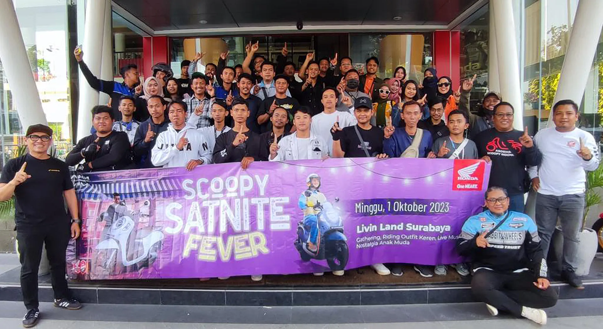 Komunitas dan Konsumen Honda Scoopy Riding Bareng di Acara Scoopy Satnite Fever