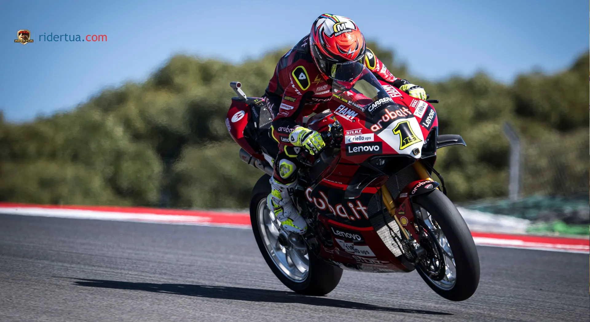 Alvaro Bautista Menang Karena Tubuh Kecil: Mereka Tidak Tahu Apa-apa tentang Motor! 1 Alvaro Bautista