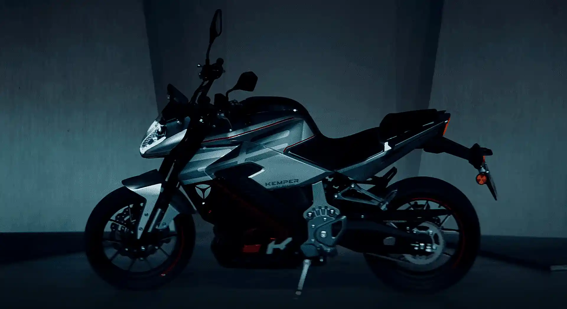Motor Listrik Naked dengan Torsi 570 Nm! Yadea Luncurkan Kemper 2 Motor Listrik Naked dengan Torsi 570 Nm! Yadea Luncurkan Kemper