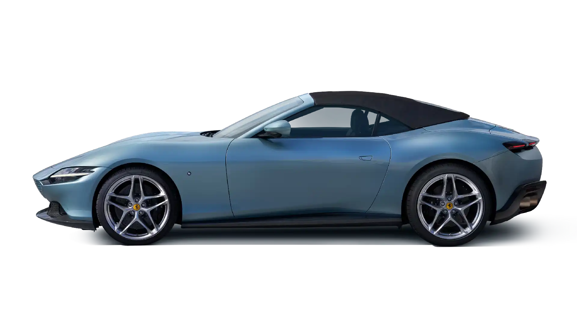 Ferrari Hadirkan Roma Spider di Indonesia! 1 Ferrari Hadirkan Roma Spider di Indonesia!