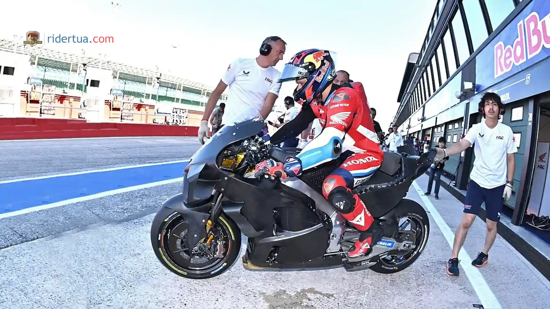 Tes Honda di Jerez Sia-sia Karena Hujan? 1 Stefan Bradl - HRC Tes