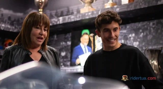 Gresini - Nadia Padovani - Marc Marquez