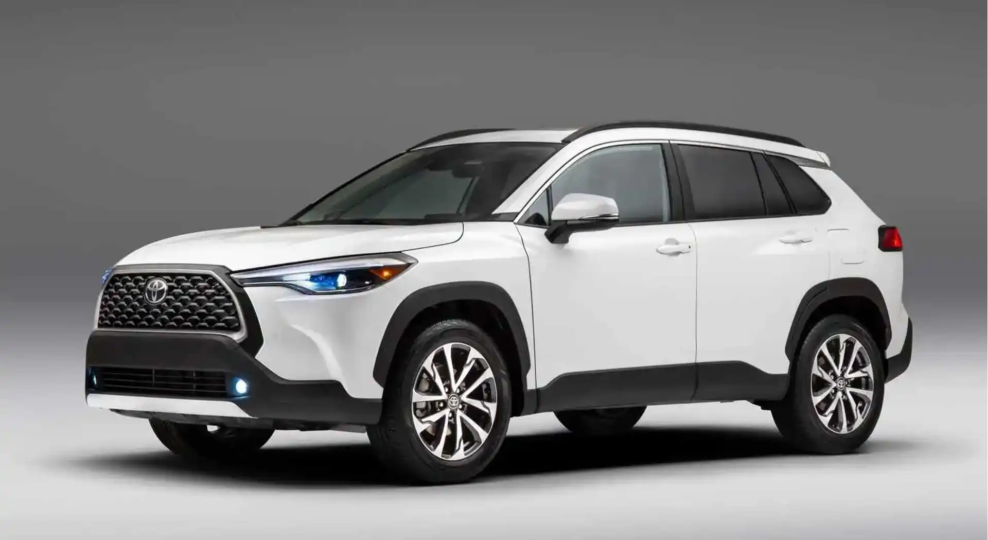 Toyota Siap Rilis Corolla Cross Facelift Bulan Ini... di Thailand 1 Toyota Siap Rilis Corolla Cross Facelift Bulan Ini... di Thailand