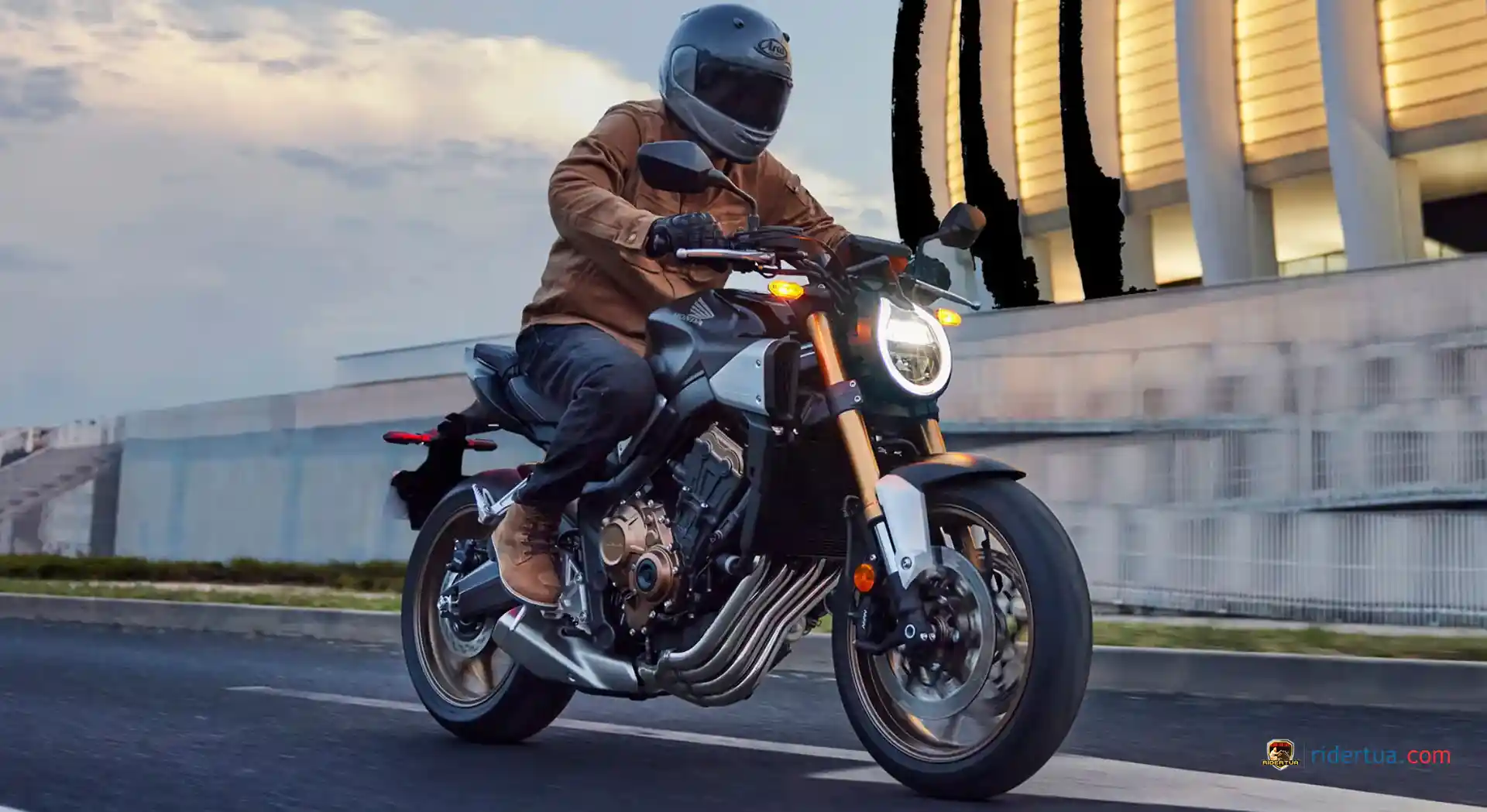 Honda Beberkan Harga CBR650R dan CB650R 2024 yang Berteknologi E-Clutch 2 Honda Beberkan Harga CBR650R dan CB650R 2024 yang Berteknologi E-Clutch