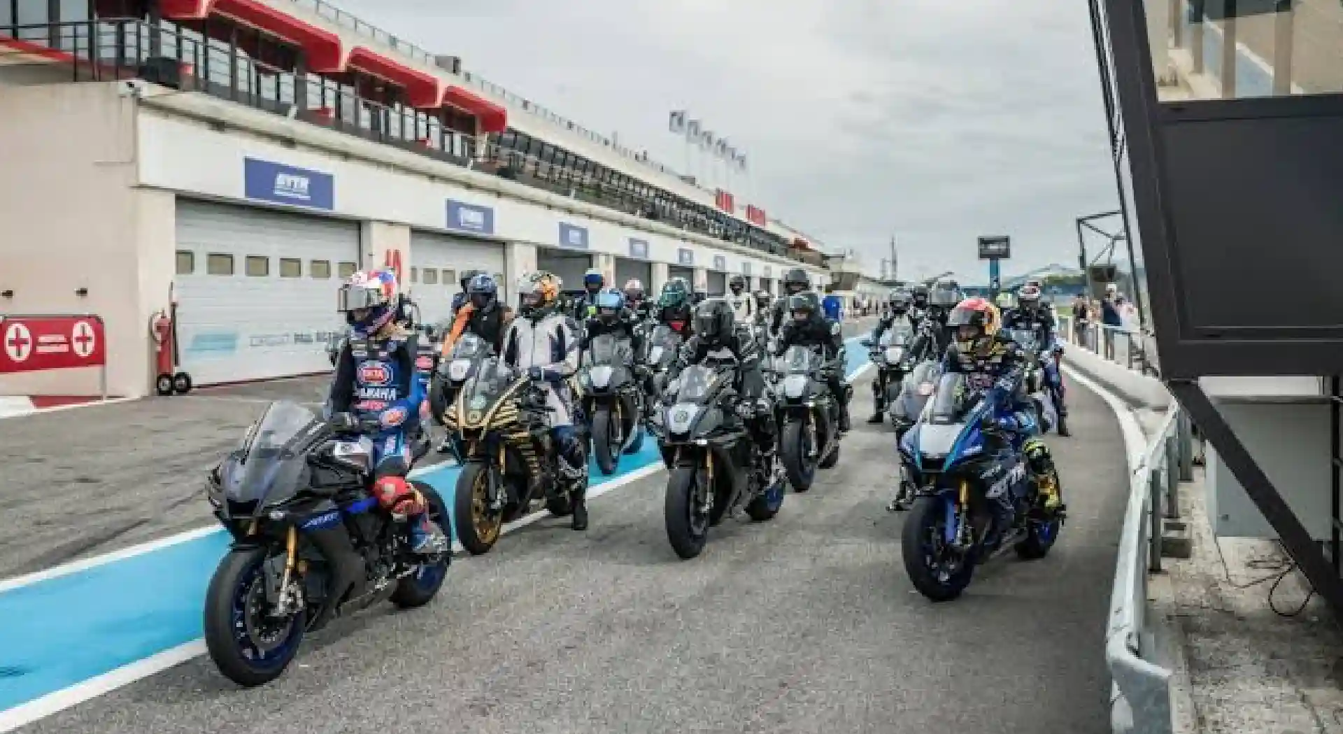 Eksklusif : Yamaha Racing Experience (YRE) 2024 Bintang Tamunya Valentino Rossi 1 Yamaha Racing Experience