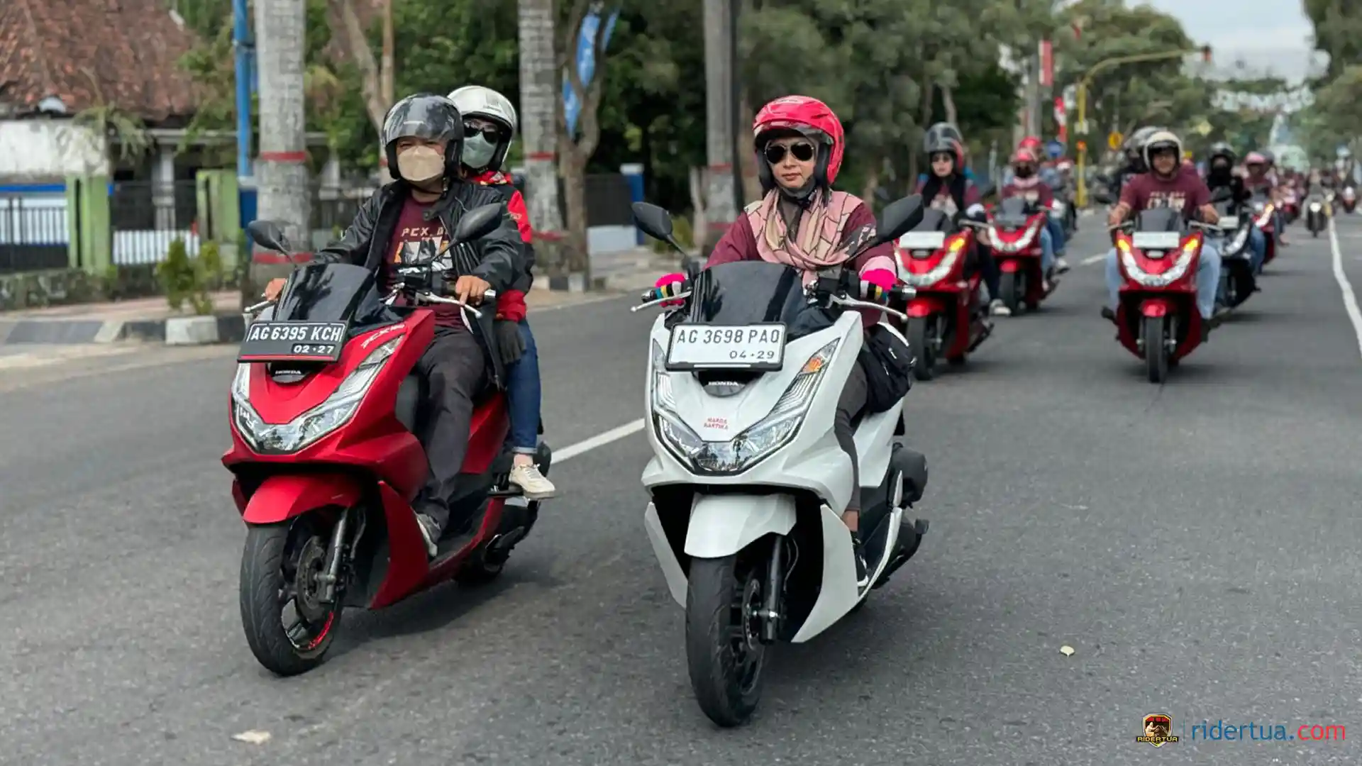 Riding Bareng Honda PCX Lovers pada PCX Day 2024 di Kota Blitar 1 Riding Bareng Honda PCX Lovers pada PCX Day 2024 di Kota Blitar