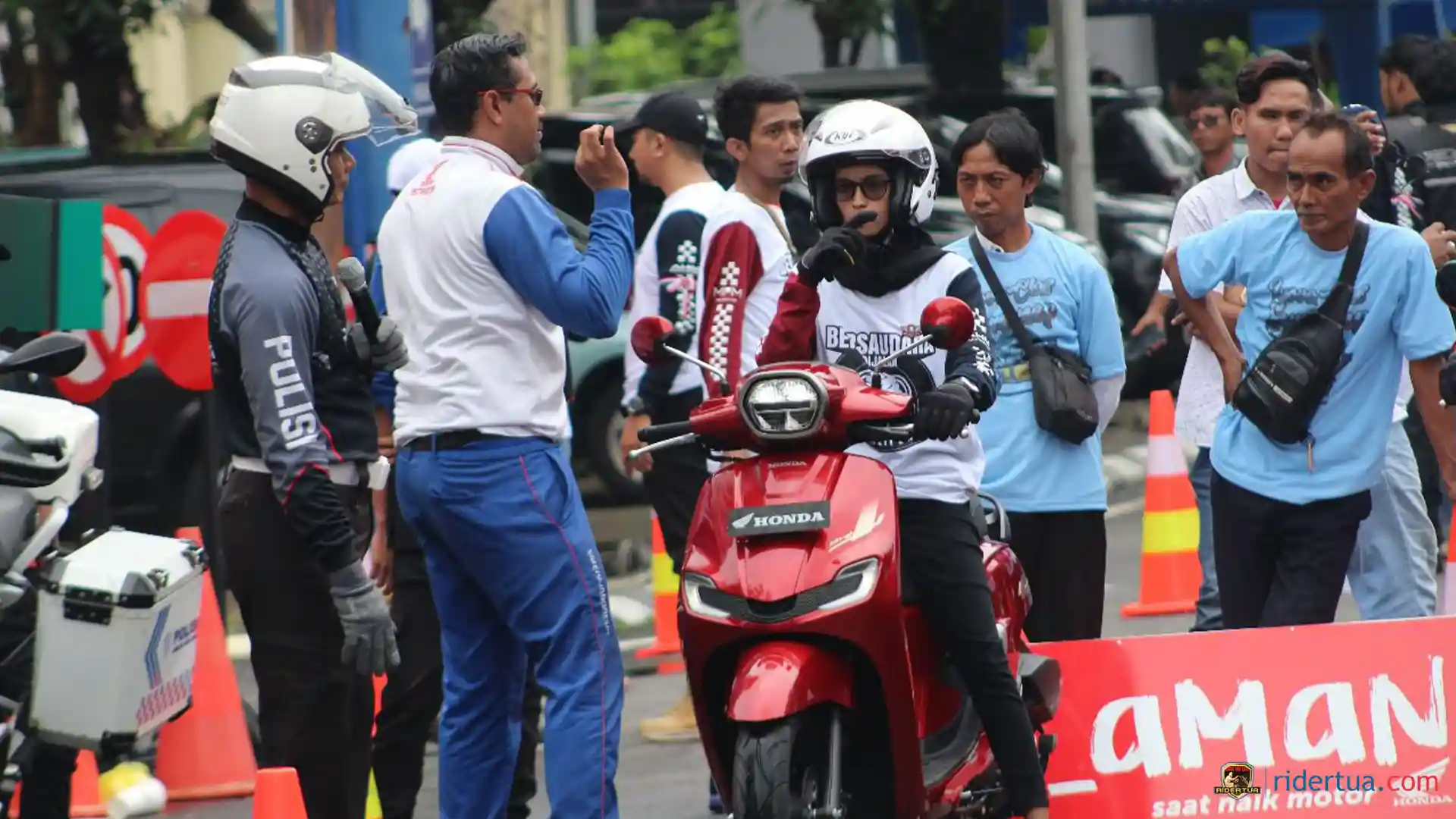 Biar Makin Nyaman, Ini Posisi Riding yang Benar dengan Honda Stylo 160 2 Biar Makin Nyaman, Ini Posisi Riding yang Benar dengan Honda Stylo 160