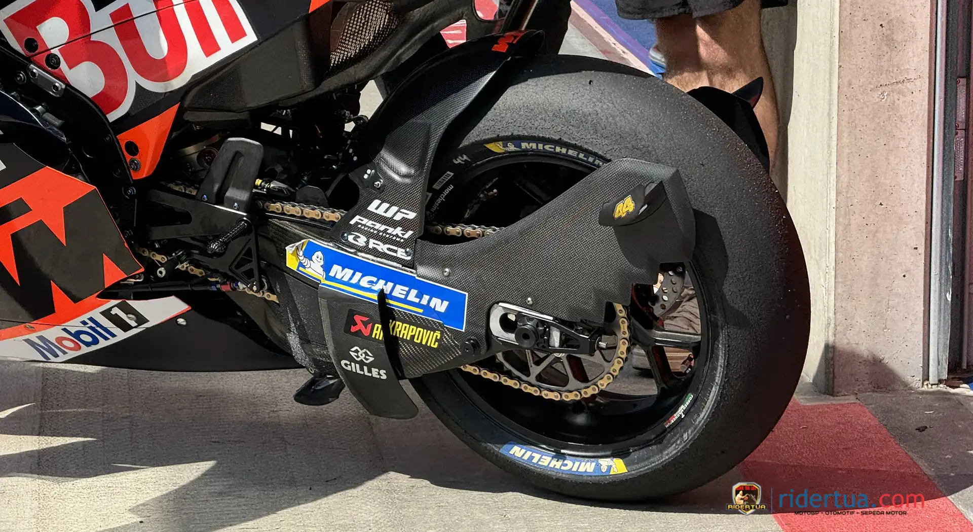 Pol Espargaro : Saat Ini Motor MotoGP Sangatlah Rumit 1 New KTM RC16 - Pol Espargaro