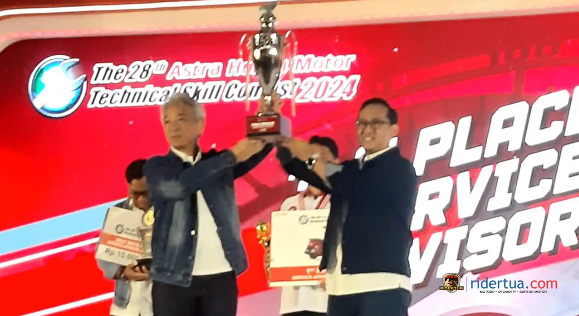 Perwakilan MPM Honda Jatim Terbaik dalam Kontes Keterampilan Teknis 2024 1 Perwakilan MPM Honda Jatim Terbaik dalam Kontes Keterampilan Teknis 2024