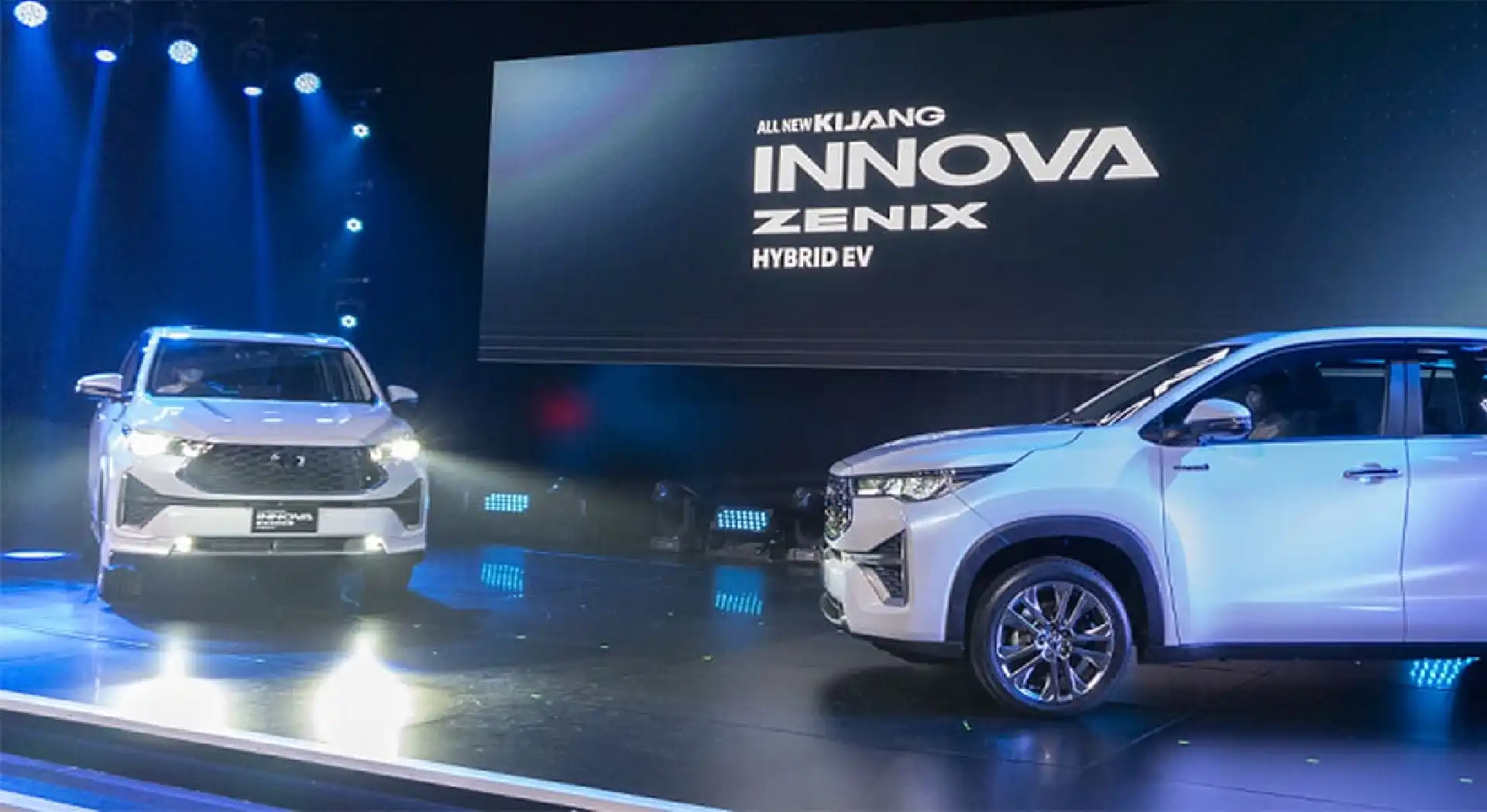 Kijang Innova Masih Memimpin Penjualan Bulan Lalu, Tetap Unggul Dari Avanza! 1 Toyota Kijang Innova Zenix HEV TAM