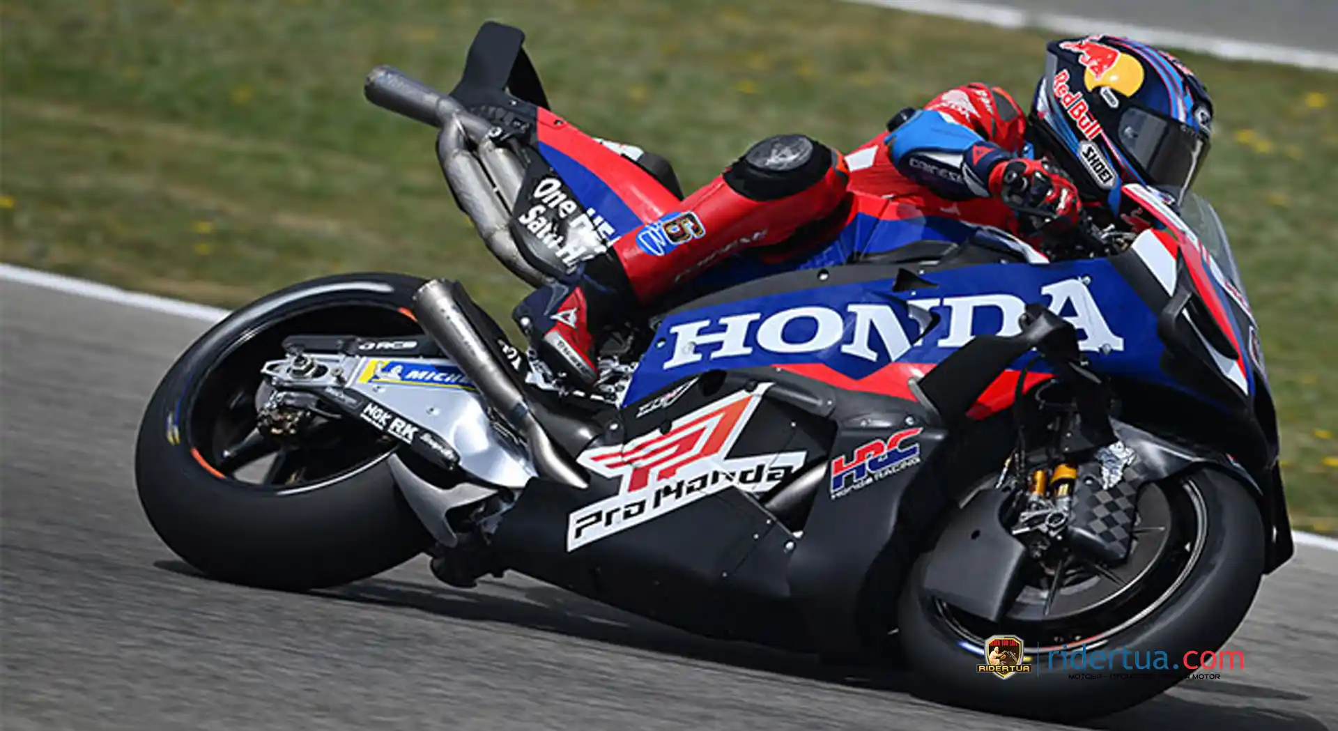 Kenapa Luca Marini yang Minim Poin Justru Jadi Kunci yang Dibutuhkan Honda? 1 Stefan Bradl