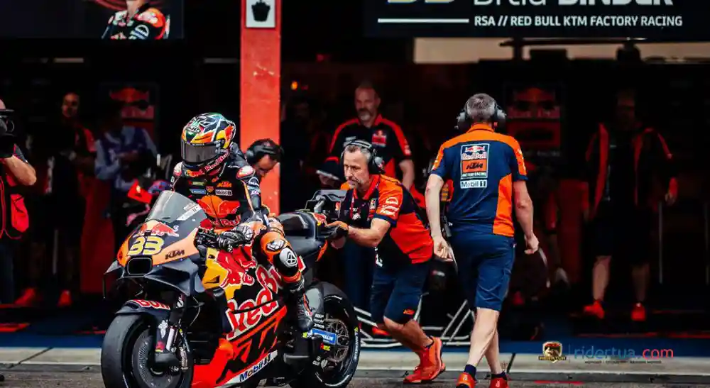 Brad Binder, DNF : Tiba-tiba Motor Lost Power..! 1 Brad Binder - KTM