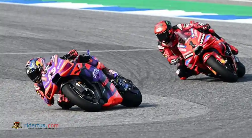 Michelin Hadirkan Paket Ban Spesial untuk Penentuan Gelar MotoGP di Barcelona, Ban Ghoib 😂 1 Jorge Martin - Pecco Bagnaia