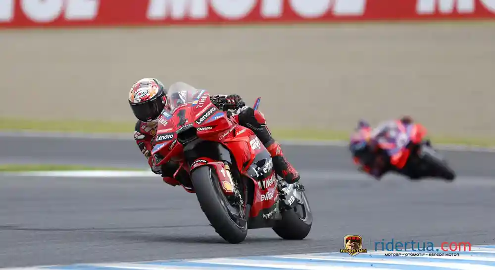 Pecco Bagnaia Akan Sapu Bersih Kemenangan Sprint dan Main Race Barcelona? 1 Pecco Bagnaia - Jorge Martin