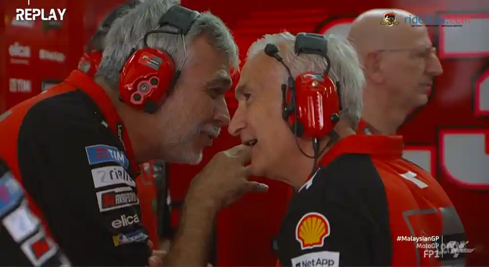 Pecco Bagnaia : Terus Diikuti Martin di FP1, Saya Tidak Ingin Dia Berada di Belakangku, Perang Mental! 1 David Tardozzi - Mauro Grassilli