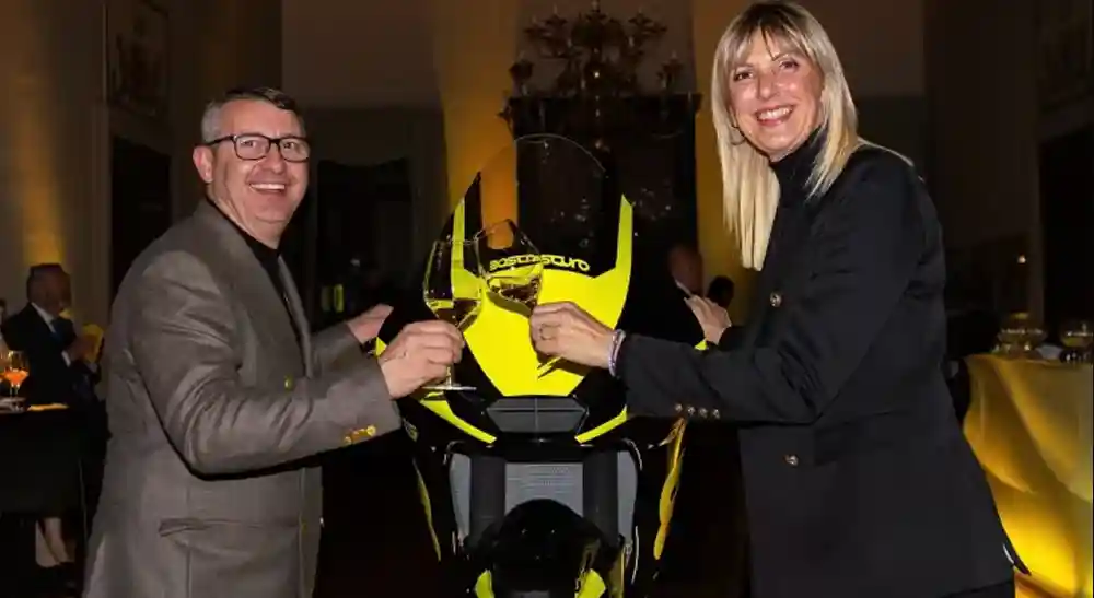 Boscoscuro B-25 Baru akan Dipakai 8 Pembalap Moto2 di MotoGP 2025 1 Boscoscuro
