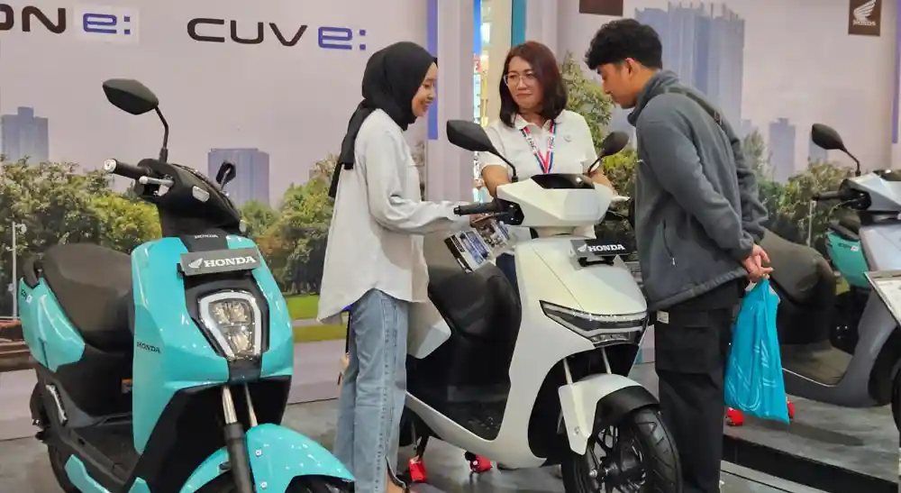 Sambutan Luar Biasa Regional Public Launching Honda CUV e dan ICON e di Surabaya 1 Peluncuran Honda CUV e dan ICON e di Surabaya