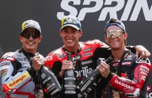 Aleix Espargaro: Marc Marquez Pembalap Terbaik dengan Motor Terbaik, Sulit Dikalahkan..! Aleix Espargaro-Marc Marquez-Pedro Acosta