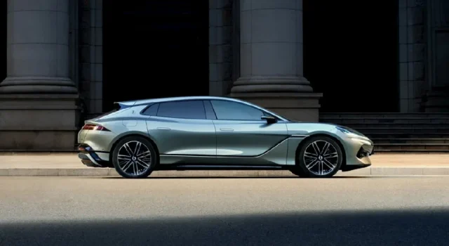 BYD Denza Z9 GT Electrek