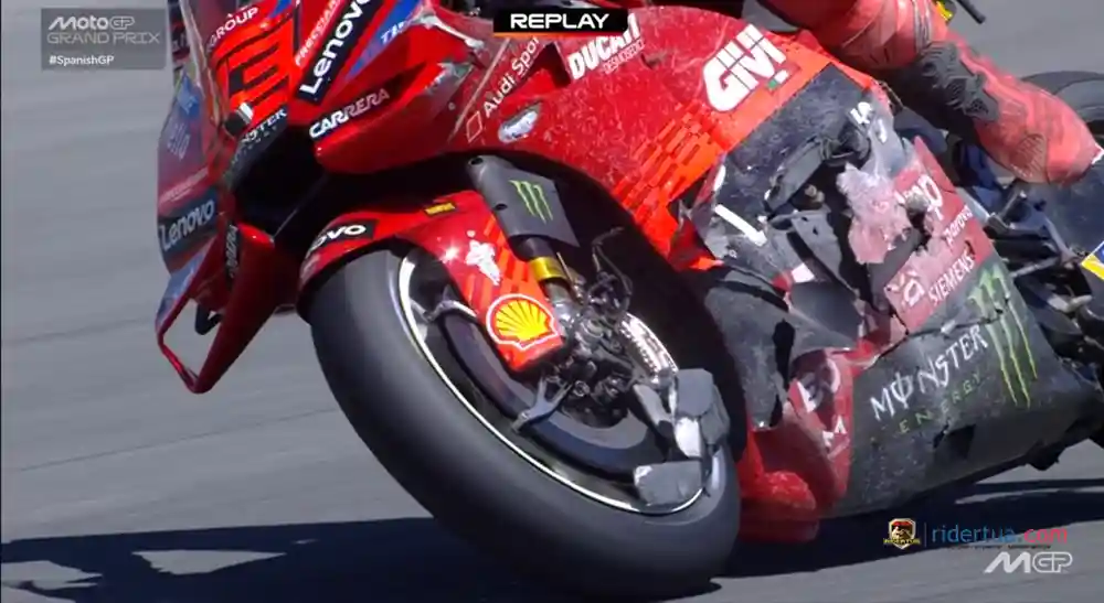 Marc Marquez : Saya Tidak Berpikir Panjang dan Terlalu Banyak Mengambil Risiko 2 Marc Marquez - Crash Jerez - MotoGP Spanyol