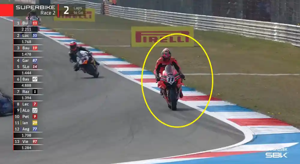 Nicolo Bulega Frustrasi : Saat Memindahkan Gigi ke Atas di Trek Lurus Mesinnya Mati Begitu Saja 1 Nicolo Bulega