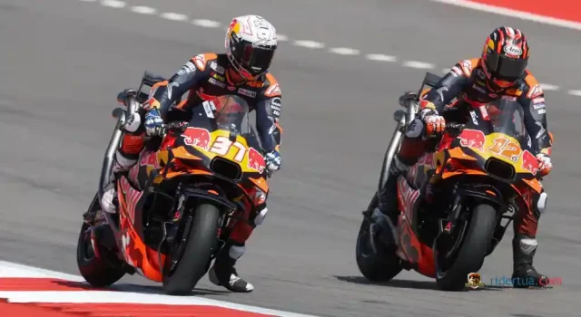 Pedro Acosta - Maverick Vinales