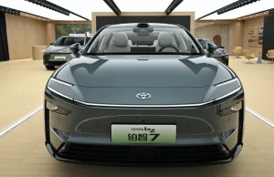 Toyota Hadirkan Sedan Listrik Terbarunya… di Negeri Tirai Bambu Toyota bZ7 Carscoops