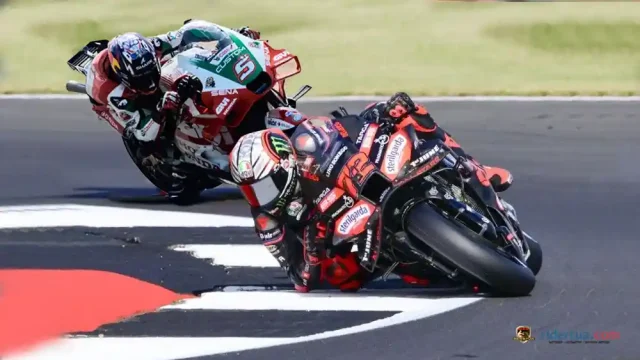 Johann Zarco - Marco Bezzecchi Johann Zarco - Marco Bezzecchi