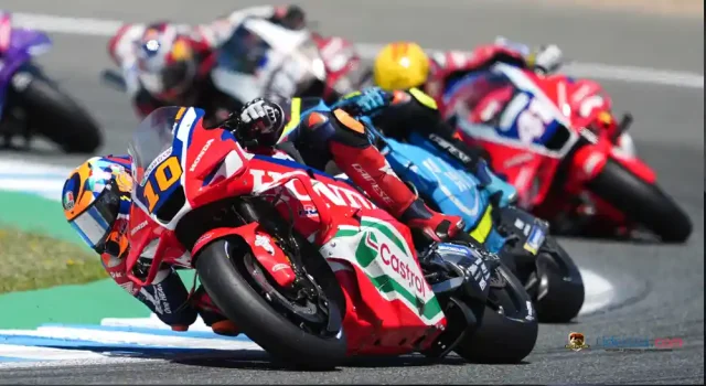 Luca Marini - Aleix Espargaro Luca Marini - Aleix Espargaro