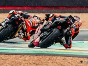 Maverick Vinales : Saya Ingat Brno, Penampilan Terbaik Saya dalam Balapan Flag to Flag Maverick Vinales - Pedro Acosta