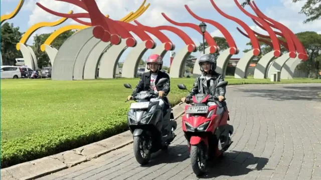 Parade Vario 160 Siap Meramaikan Surabaya dengan 5000 Pengendara Parade Vario 160 Siap Meramaikan Surabaya dengan 5000 Pengendara
